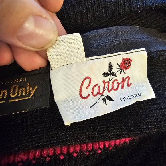 Vintage 70s Caron of Chicago Knit Maxi Dress - Picture 2 of 10